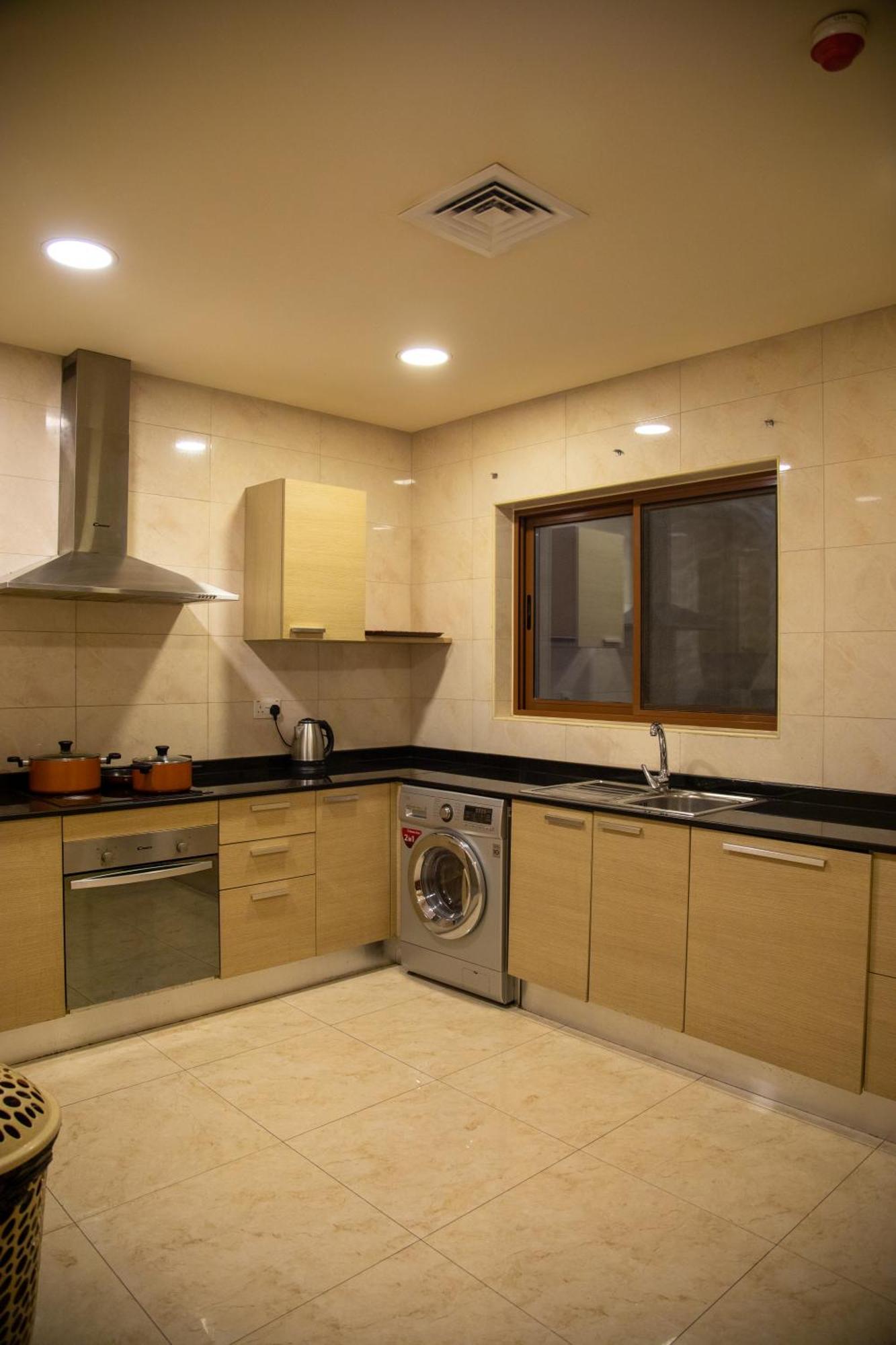 Juffair Trends Luxury Apartment マナーマ エクステリア 写真
